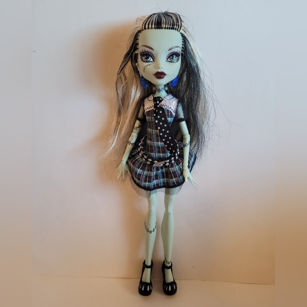 Monster High G1 Signature Frankie Stein Doll First Wave Mattel Dolls